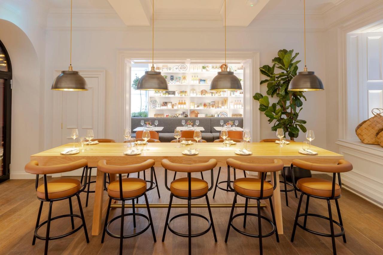 Virgin Hotels エディンバラ エクステリア 写真 The bar at the restaurant