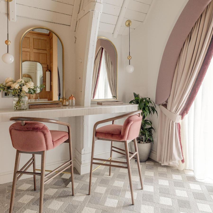 Virgin Hotels エディンバラ エクステリア 写真 Interior of a salon